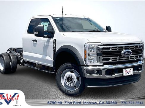 New 2026 Ford F450 XL w/ XL Chrome Package AWD/4WD image 1
