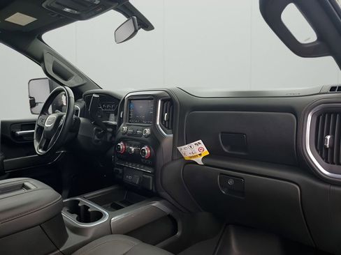 Used 2021 GMC Sierra 2500 AT4 image 14
