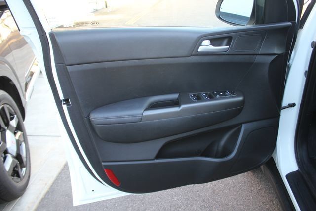 Used 2019 Kia Sportage LX FWD image 19