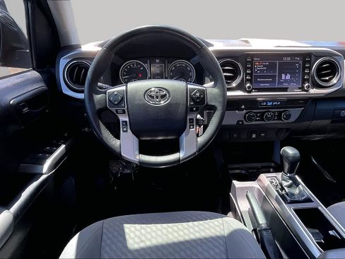 Used 2021 Toyota Tacoma SR5 RWD image 6