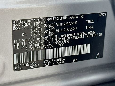 Certified 2025 Toyota RAV4 XLE FWD image 31