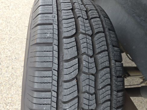 Used 2011 Chevrolet Silverado 1500 W/T RWD image 12