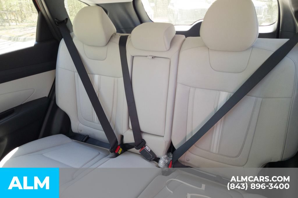 Used 2025 Hyundai Tucson SEL FWD image 15