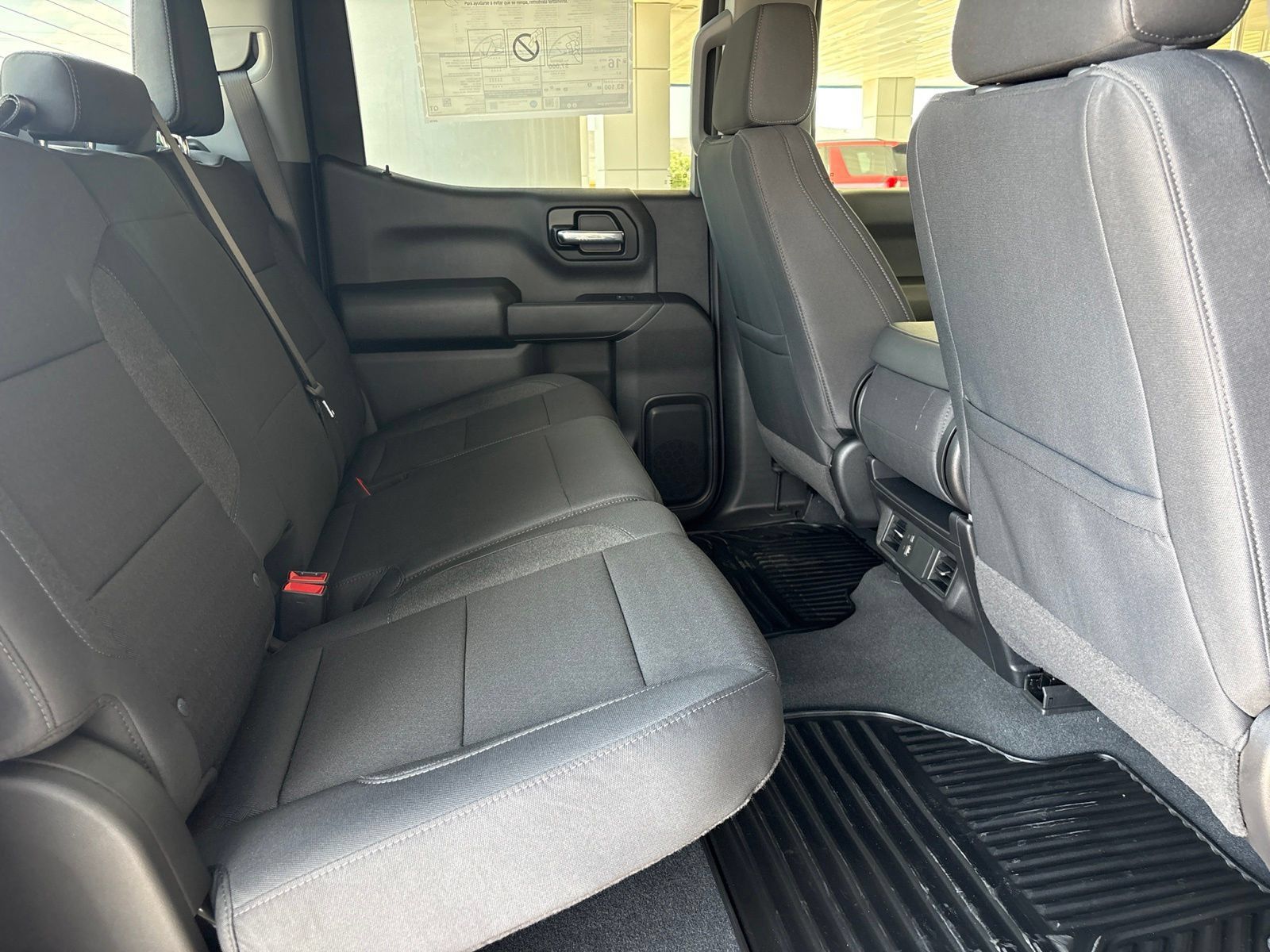 New 2026 Chevrolet Silverado 1500 Custom Trail Boss w/ LPO, Dark Essentials Package AWD/4WD image 15