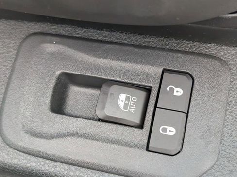 New 2026 RAM 3500 Tradesman image 29