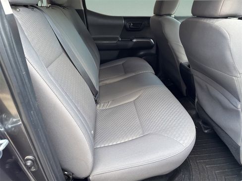 Used 2023 Toyota Tacoma TRD Sport image 23