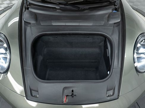 Certified 2022 Porsche 911 Targa 4 image 12