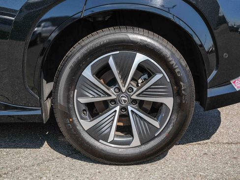 Used 2024 Lexus RZ 300e Premium w/ Technology Package FWD image 10