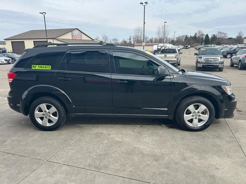 Used 2014 Dodge Journey SE image 4