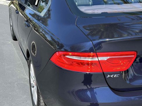 Used 2019 Jaguar XE image 57