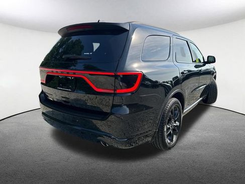 Used 2022 Dodge Durango R/T AWD/4WD image 14