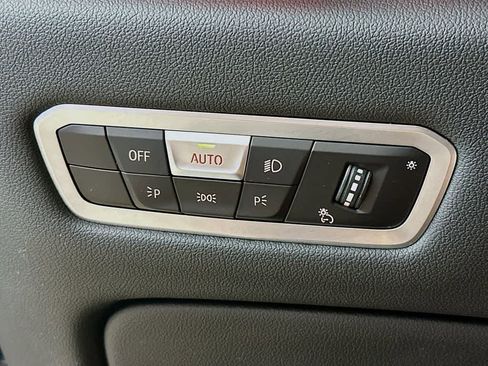 Used 2022 BMW X5 sDrive40i w/ Premium Package image 27