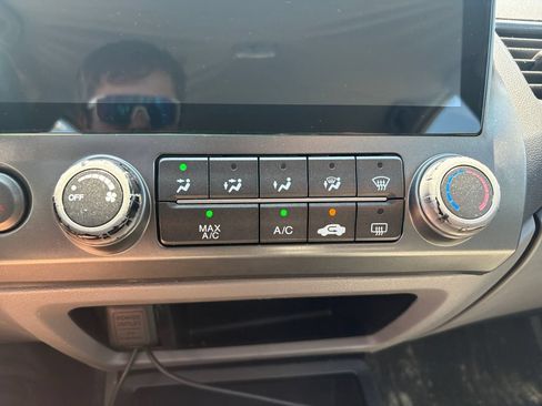 Used 2010 Honda Civic LX image 24