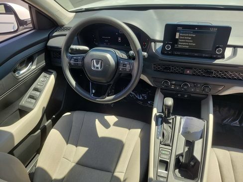 Certified 2025 Honda Accord LX image 11
