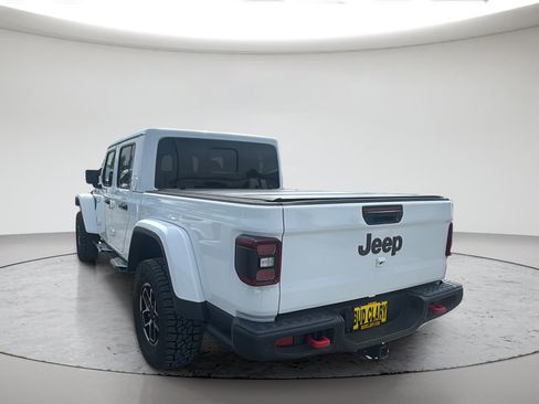 Used 2024 Jeep Gladiator Rubicon AWD/4WD image 6