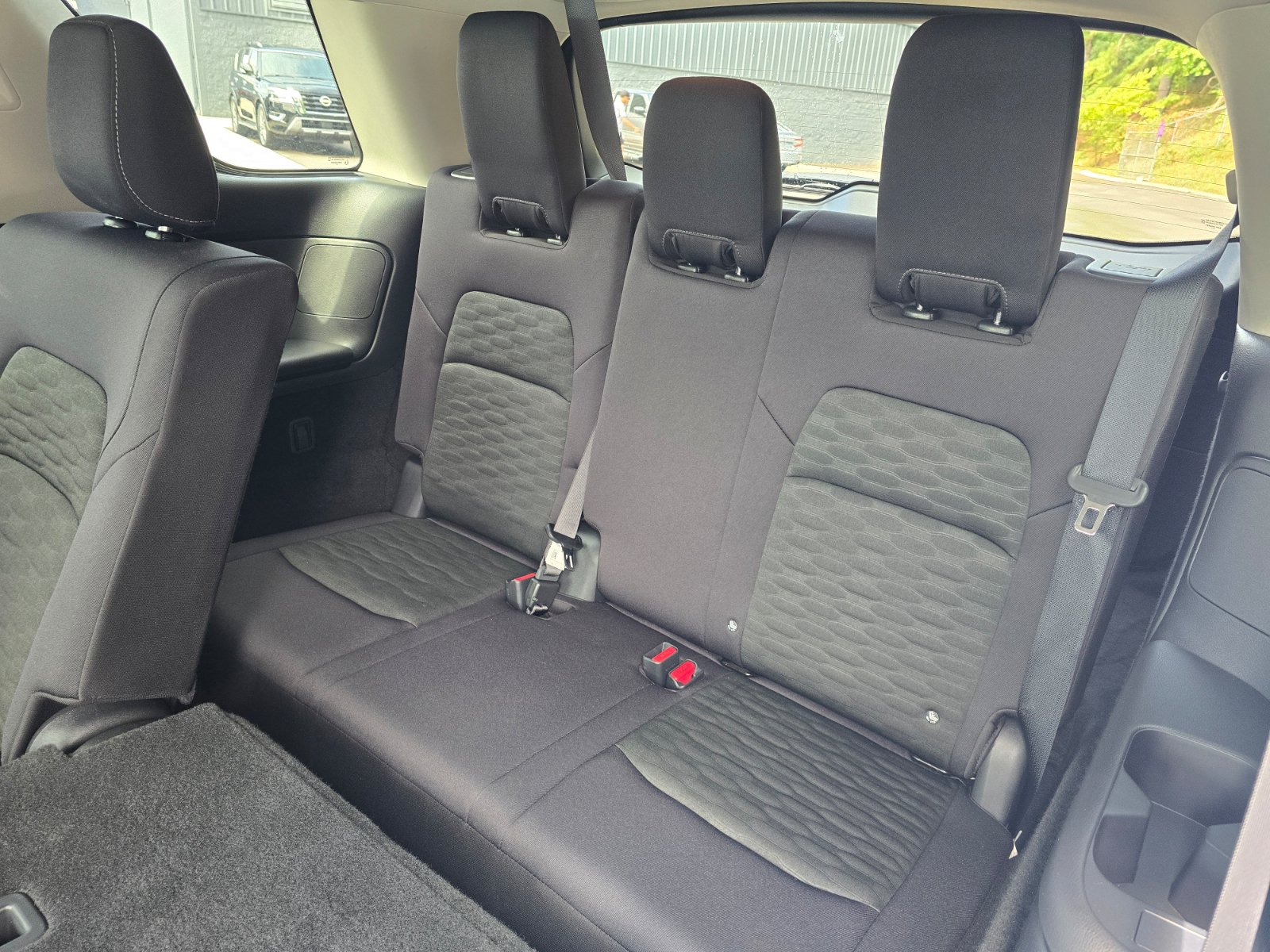 Certified 2026 Nissan Pathfinder SV AWD/4WD image 12