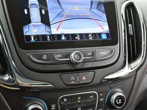 Used 2024 Chevrolet Equinox RS w/ RS Leather Package FWD image 21