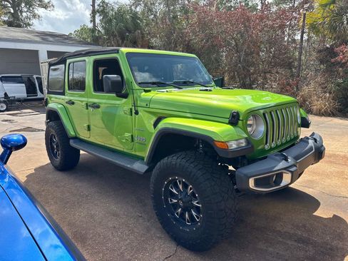 Used 2018 Jeep Wrangler Unlimited Sahara image 1