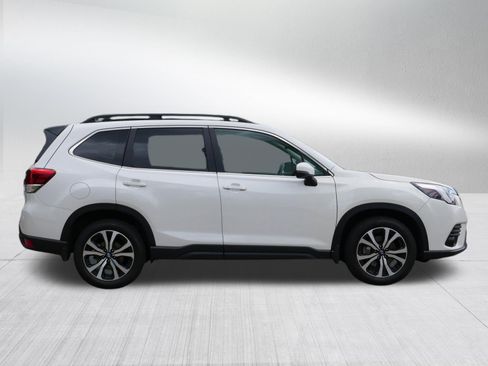 Used 2024 Subaru Forester Limited AWD/4WD image 8