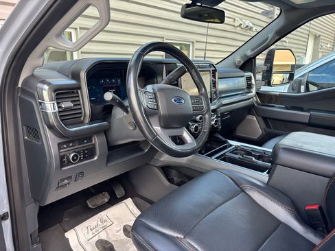Used 2024 Ford F250 Lariat w/ Lariat Ultimate Package image 20