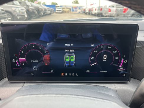 Used 2024 Ford Mustang Coupe RWD image 17