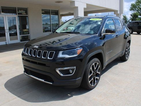 Certified 2021 Jeep Compass Limited w/ Elite Exterior Group image 2