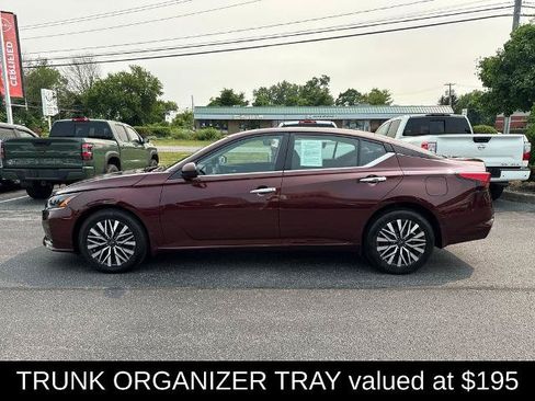 Certified 2024 Nissan Altima 2.5 SV w/ SV Premium Package AWD/4WD image 7