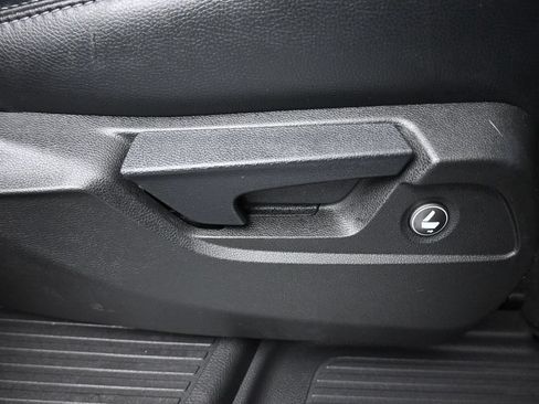 Used 2023 Honda Pilot EX-L image 49