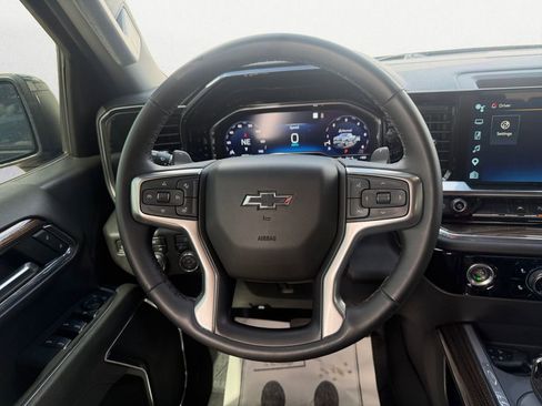 Used 2023 Chevrolet Silverado 1500 RST w/ Redline Edition AWD/4WD image 12