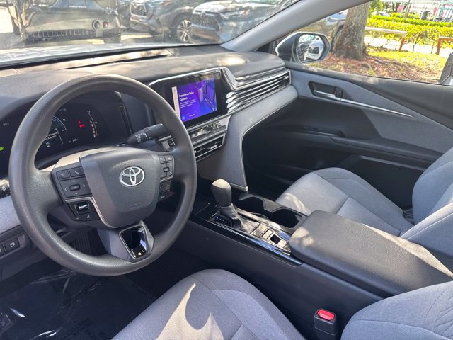 Used 2025 Toyota Camry LE w/ Convenience Package FWD image 3