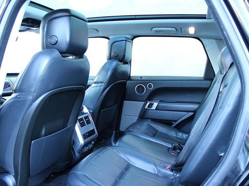 Used 2020 Land Rover Range Rover Sport HSE image 12