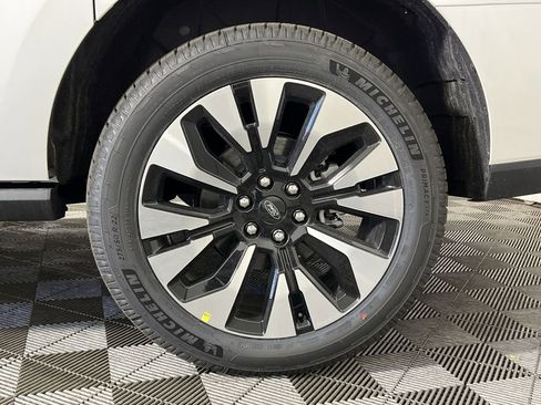 New 2026 Ford Expedition Max Platinum w/ Driver's Package image 12