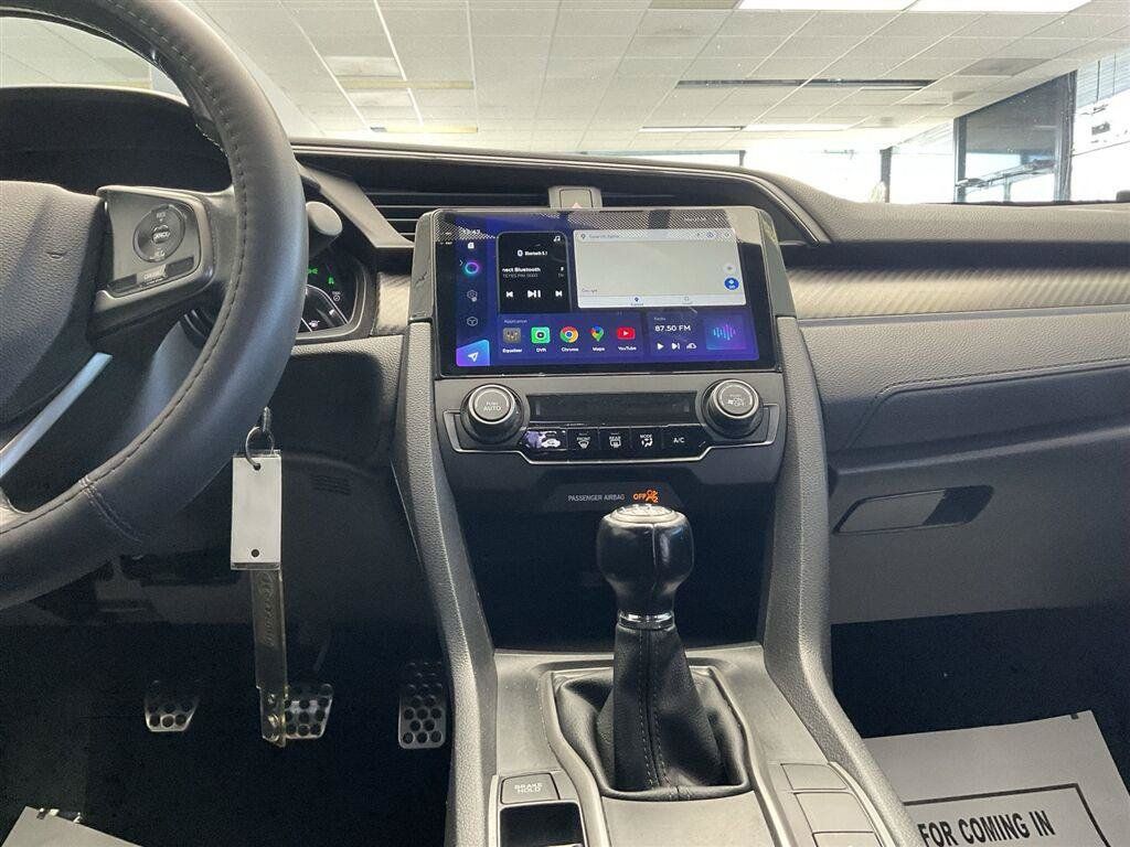 Used 2018 Honda Civic Sport image 18