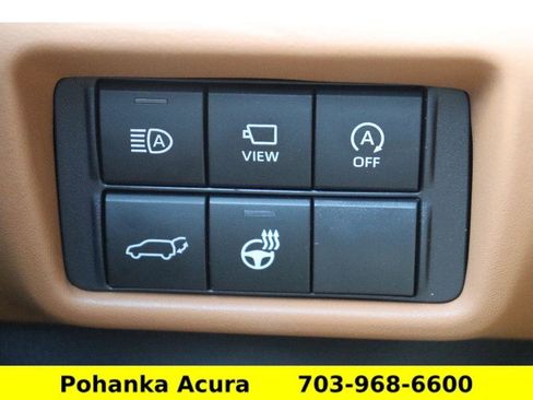 Used 2025 Toyota Highlander Platinum AWD/4WD image 14