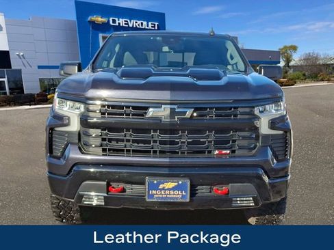 Used 2022 Chevrolet Silverado 1500 LT Trail Boss w/ Convenience Package II image 3