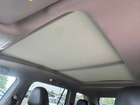 Used 2021 Volkswagen Atlas SEL AWD/4WD image 15