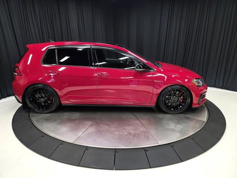 Used 2020 Volkswagen GTI SE image 12