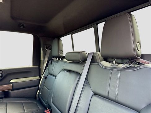 Used 2020 Chevrolet Silverado 2500 High Country image 27