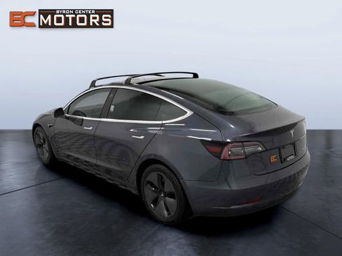 Used 2018 Tesla Model 3 Performance image 4
