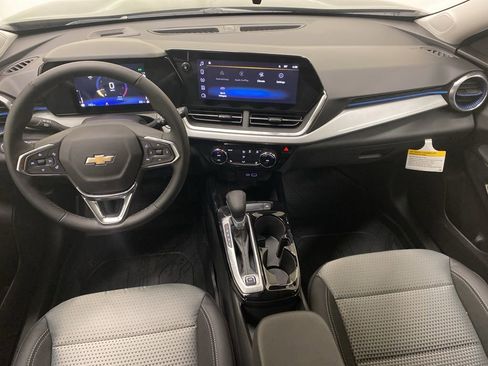 New 2026 Chevrolet Trax LT w/ Driver Confidence Package image 35