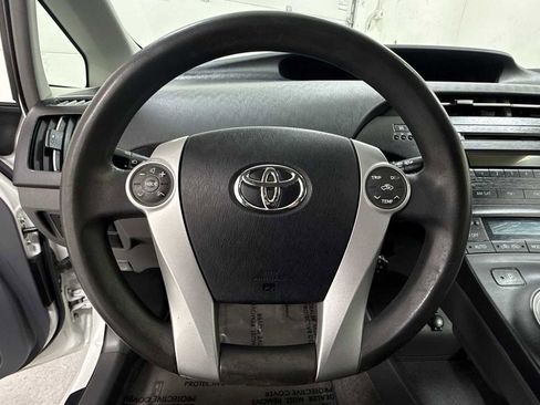 Used 2010 Toyota Prius Two image 16