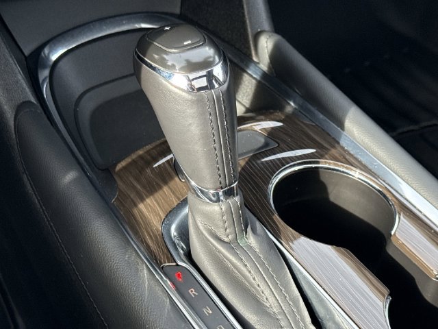Certified 2019 Chevrolet Malibu Premier w/ Sun and Wheel Package FWD image 16