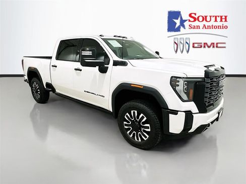Used 2025 GMC Sierra 2500 Denali Ultimate AWD/4WD image 1