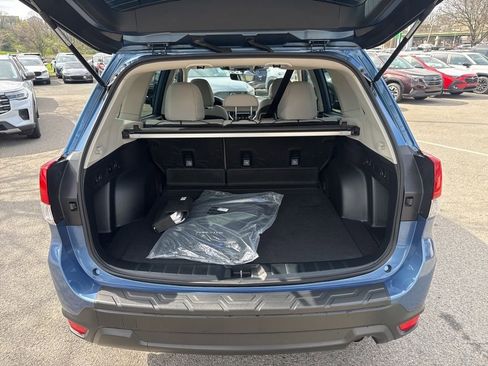Used 2023 Subaru Forester Premium image 26