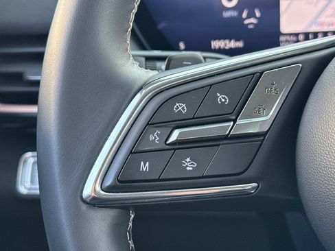 Used 2025 Buick Envision Sport Touring image 33