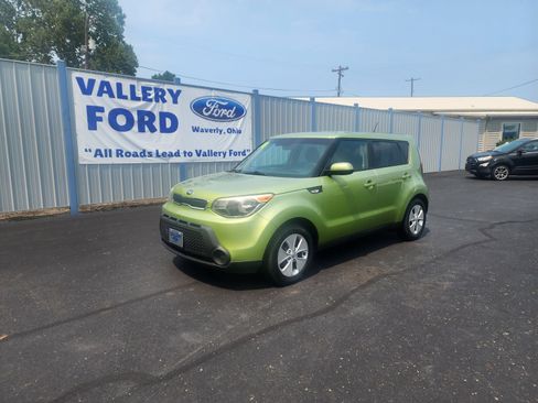 Used 2014 Kia Soul FWD image 1