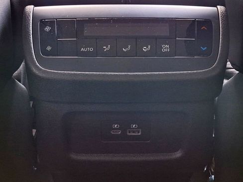 Certified 2024 Nissan Pathfinder SL AWD/4WD image 30