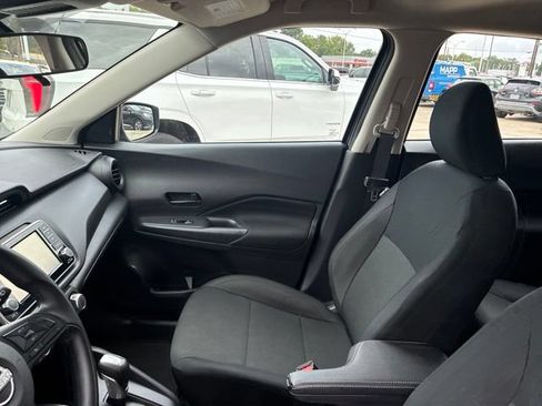 Used 2025 Nissan Kicks Play S FWD image 16