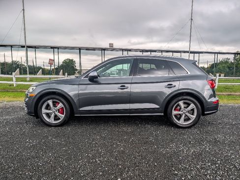 Used 2018 Audi SQ5 Premium Plus AWD/4WD image 9