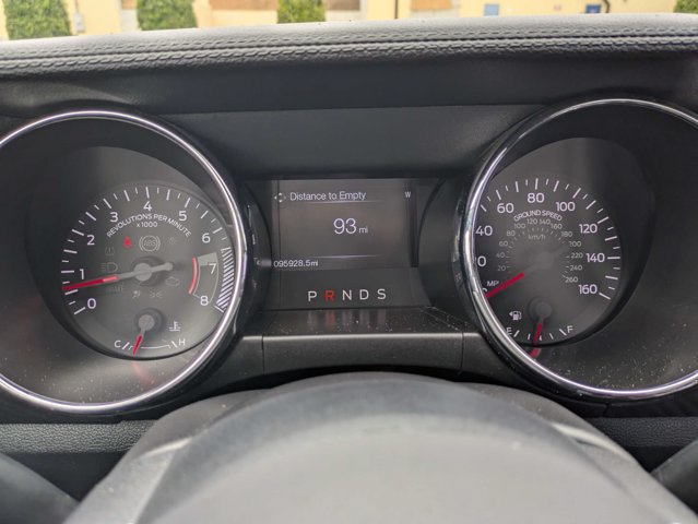 Used 2016 Ford Mustang Coupe RWD image 27
